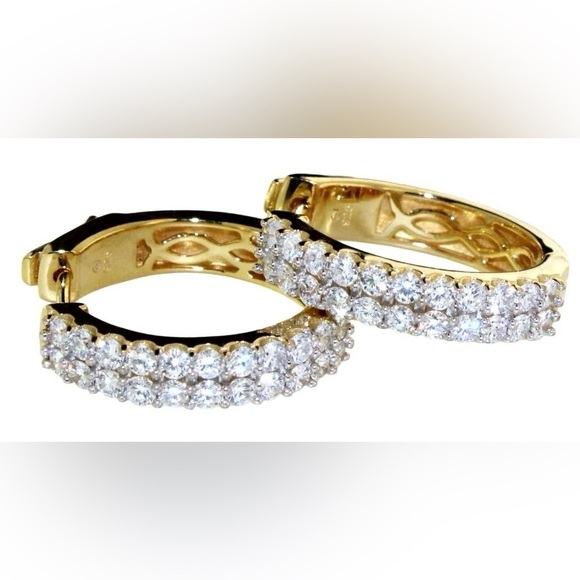 1.5 Carat Diamond Hoop Earrings with Pavé Setting - Picture 3 of 4